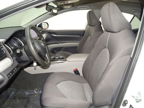 Used 2023 Toyota Camry LE image 10