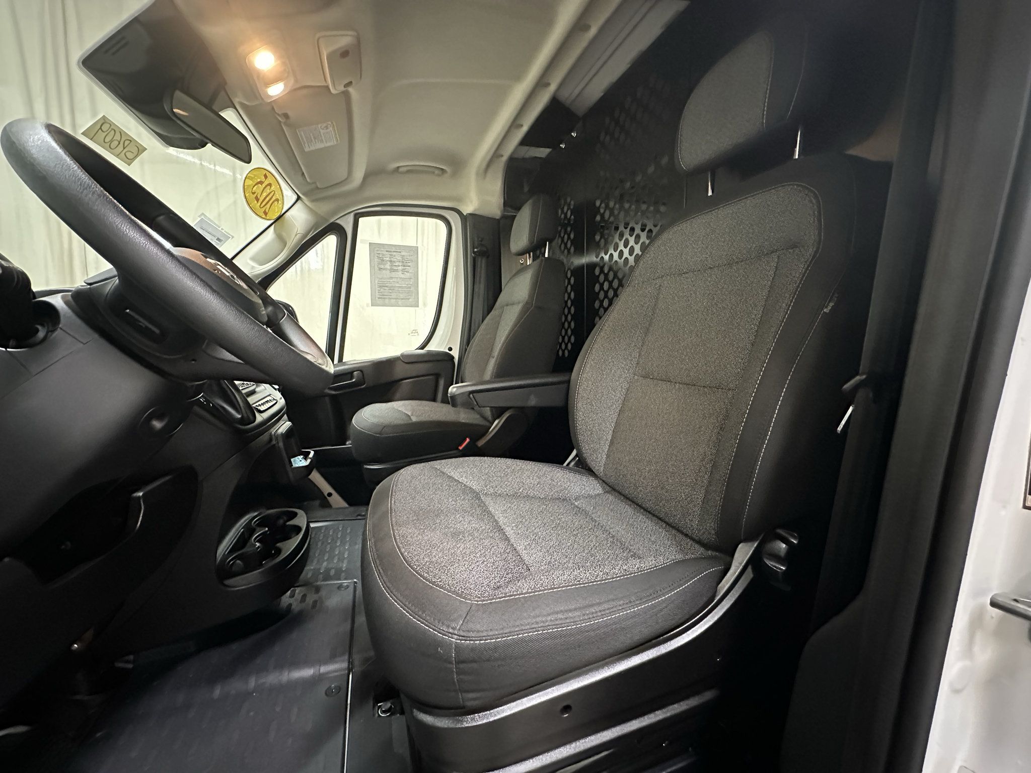 Used 2025 RAM ProMaster 2500 w/ U-Haul Equipment Group FWD image 19