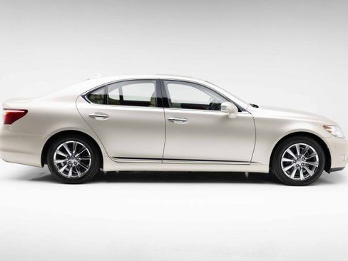 Used 2012 Lexus LS 460 w/ Luxury Value Edition image 11