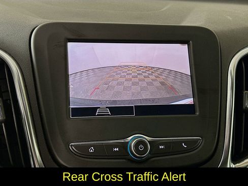 Used 2024 Chevrolet Equinox LS w/ LS Convenience Package image 19