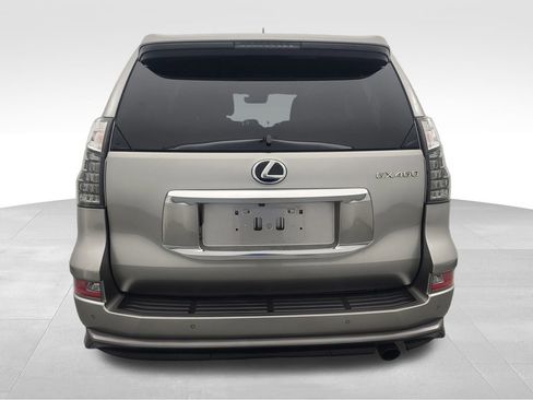 Used 2023 Lexus GX 460 Premium image 5