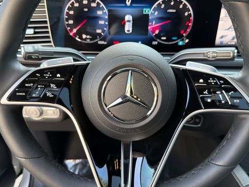 Used 2025 Mercedes-Benz GLE 450 4MATIC Coupe w/ Night Package image 23