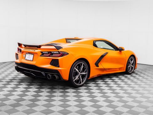 Used 2023 Chevrolet Corvette Stingray Premium Conv w/ Z51 Performance Package RWD image 6