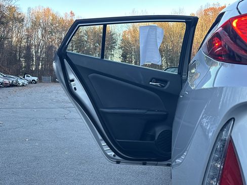 Used 2018 Toyota Prius Prime Plus image 26