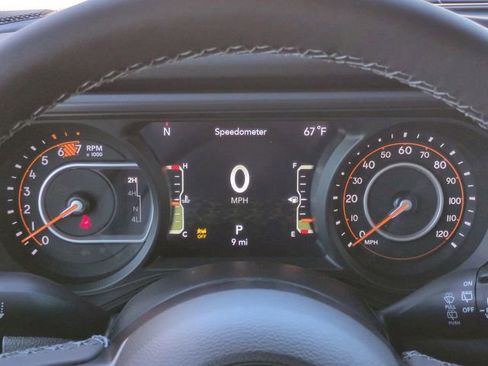 New 2026 Jeep Wrangler Unlimited Rubicon AWD/4WD image 25