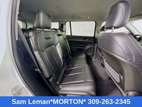 Used 2023 Jeep Grand Cherokee L Limited image 29