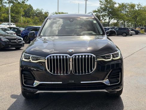 Used 2022 BMW X7 xDrive40i w/ Premium Package AWD/4WD image 2