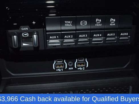 New 2026 RAM 2500 Big Horn AWD/4WD image 18