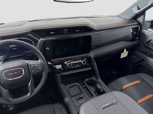 New 2026 GMC Sierra 2500 AT4 AWD/4WD image 24