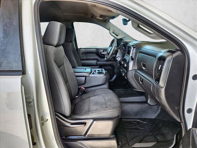 Used 2020 Chevrolet Silverado 1500 Custom w/ Custom Max Trailering Package AWD/4WD image 19