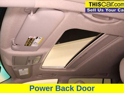 Used 2010 Toyota Highlander Limited image 16