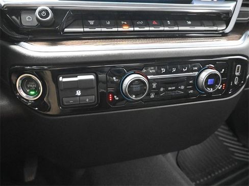 Certified 2025 Chevrolet Silverado 2500 LT w/ Safety Package image 30