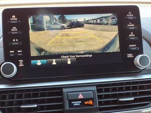 Used 2019 Honda Accord Sport image 19