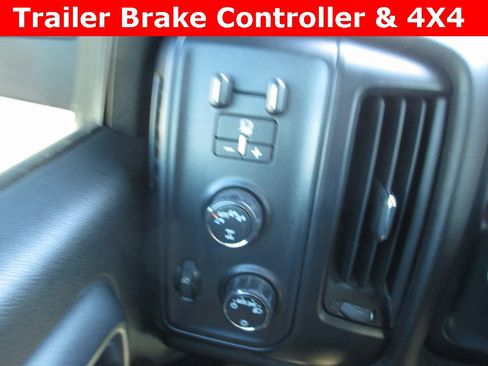 Used 2018 Chevrolet Silverado 1500 Custom image 13