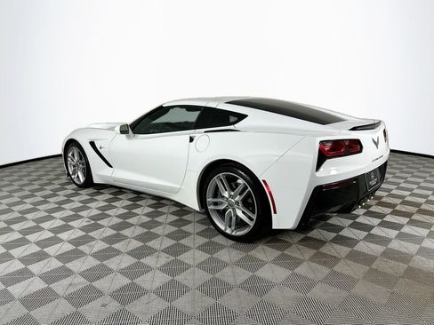 Used 2019 Chevrolet Corvette Stingray Coupe w/ 1LT RWD image 5