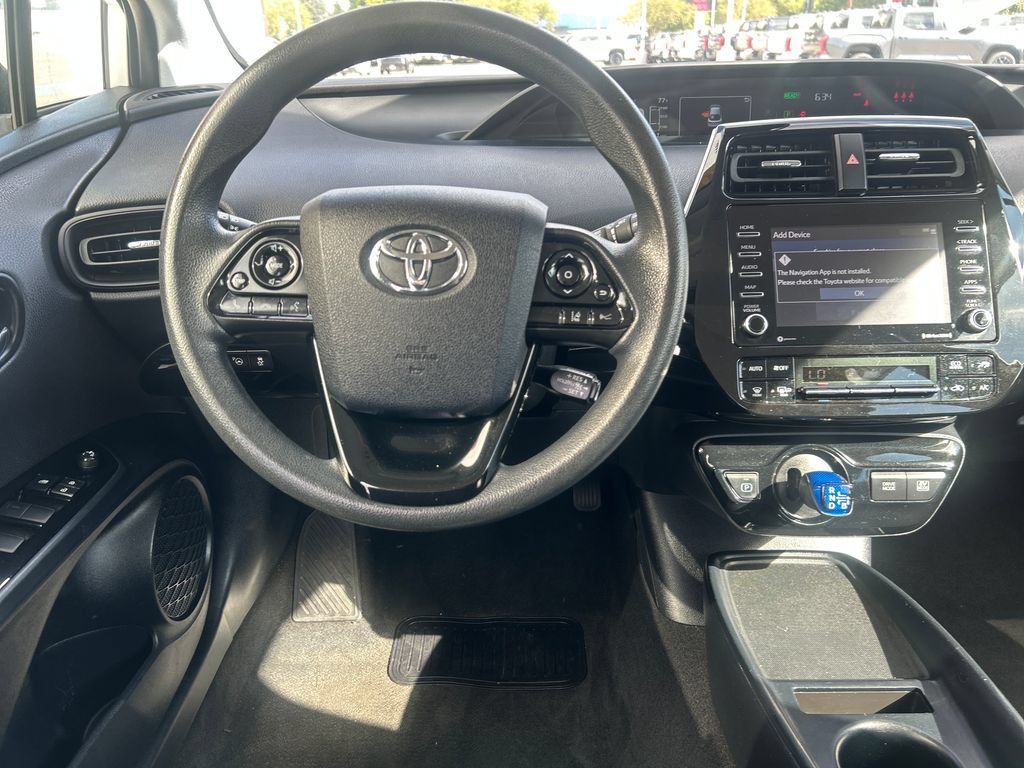 Used 2022 Toyota Prius LE FWD image 14