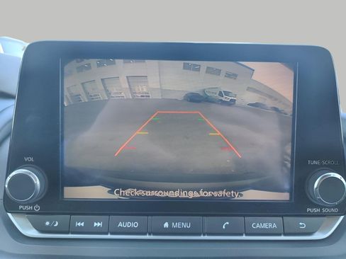 Used 2023 Nissan Rogue S AWD/4WD image 54
