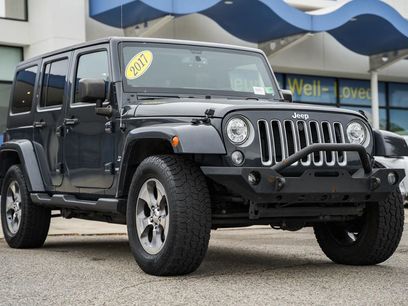 Used 2017 Jeep Wrangler Unlimited Sahara w/ Connectivity Group