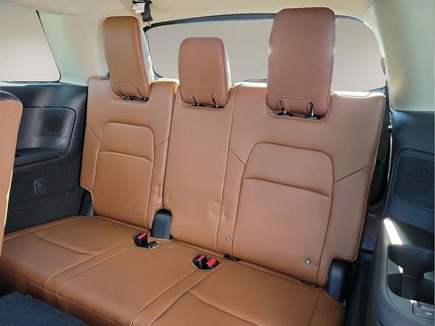 Used 2024 Nissan Pathfinder Platinum w/ Cargo Package FWD image 8