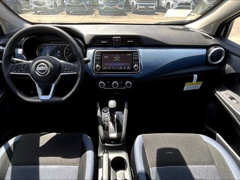 Used 2025 Nissan Versa SV w/ Trunk Package FWD image 5