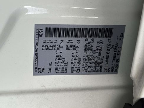 Used 2024 Nissan Rogue S image 27