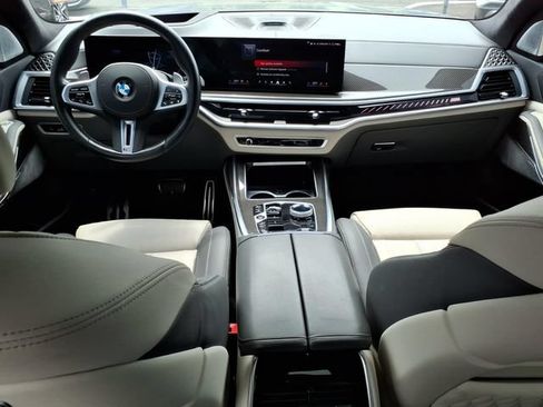 Used 2024 BMW X7 M60i w/ Executive Package AWD/4WD image 11