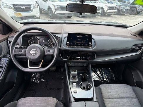 Used 2023 Nissan Rogue SV image 13