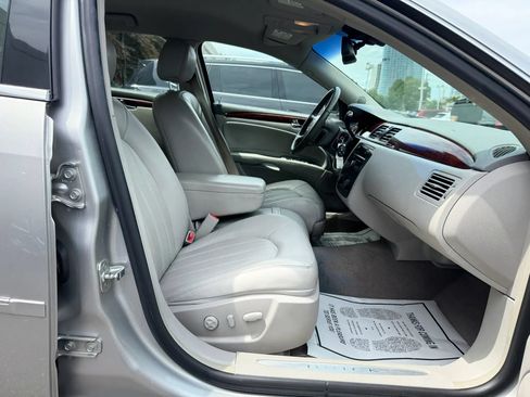 Used 2007 Buick Lucerne CXL w/ Luxury Package FWD image 29