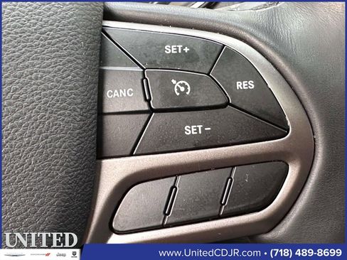 Used 2019 Jeep Cherokee Limited image 26