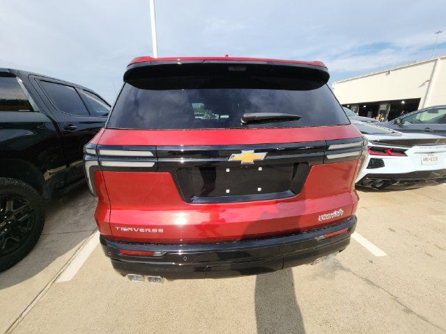 Used 2026 Chevrolet Traverse High Country w/ LPO, Floor Liner Package FWD image 5