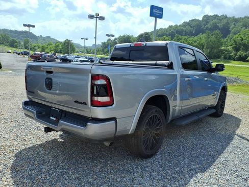 Used 2022 RAM 1500 Laramie AWD/4WD image 7