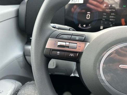 New 2026 Hyundai Kona SE AWD/4WD image 17