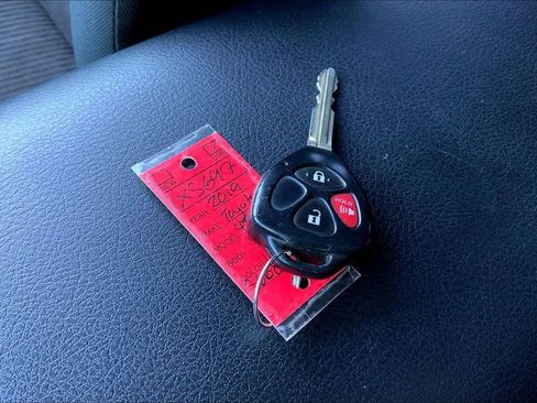 Used 2019 Toyota 4Runner SR5 image 12