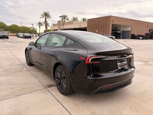 Used 2025 Tesla Model 3 Long Range AWD/4WD image 8
