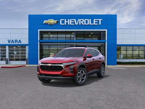 New 2026 Chevrolet Trax LT w/ LT Convenience Package FWD image 8