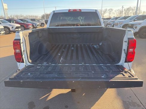 Used 2018 Chevrolet Silverado 1500 LT w/ All Star Edition image 39