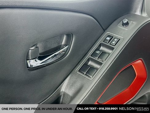 Certified 2024 Nissan Frontier PRO-4X w/ Pro Convenience Package AWD/4WD image 18