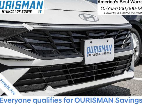 New 2025 Hyundai Elantra SEL image 11