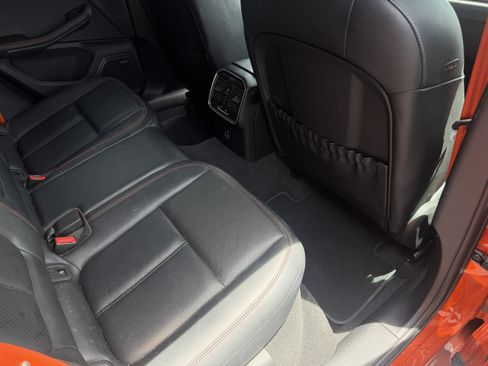 Certified 2023 Porsche Macan GTS AWD/4WD image 17