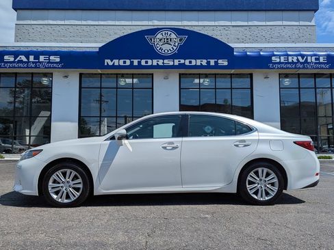 Used 2015 Lexus ES 350 FWD image 1