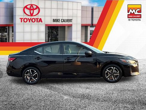 Used 2024 Nissan Sentra SV FWD image 6