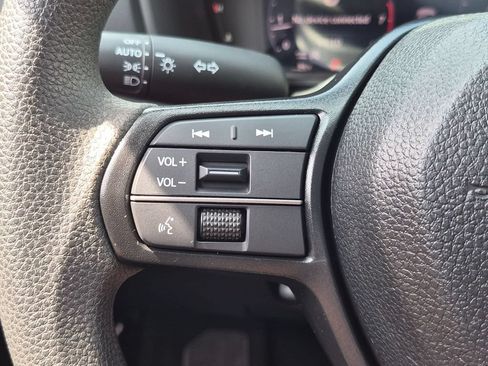 Used 2025 Honda Accord SE image 14
