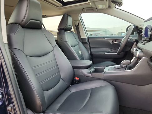 Used 2024 Toyota RAV4 XLE Premium image 18