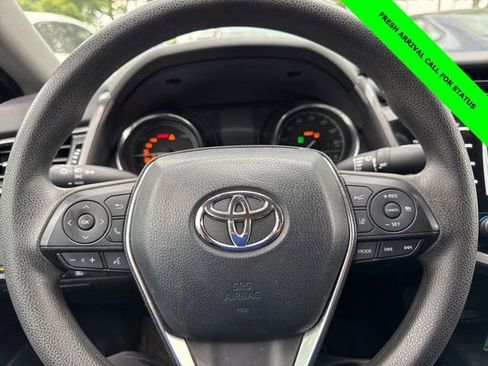 Used 2020 Toyota Camry LE FWD image 17
