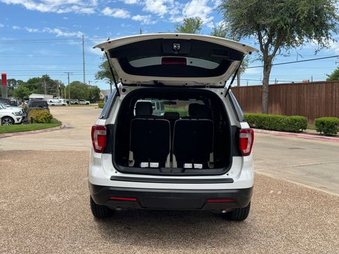Used 2018 Ford Explorer 4WD image 13