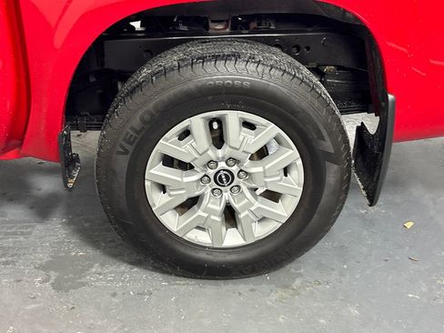 Used 2023 Nissan Frontier SV AWD/4WD image 32