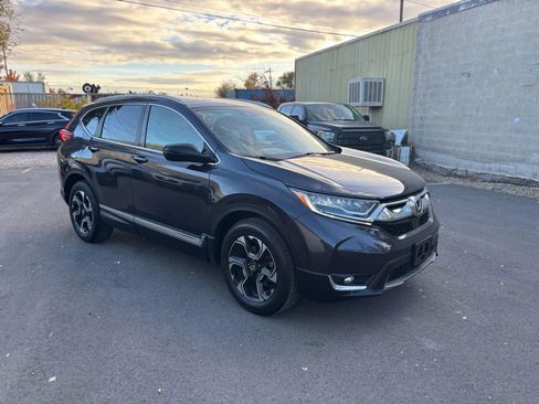Used 2019 Honda CR-V Touring image 3