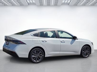 New 2026 Nissan Sentra SL w/ Floor Mat Package