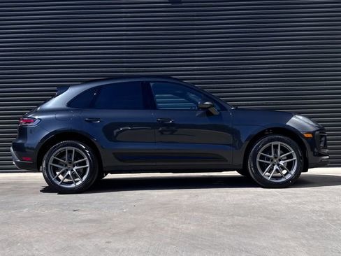 New 2026 Porsche Macan image 8