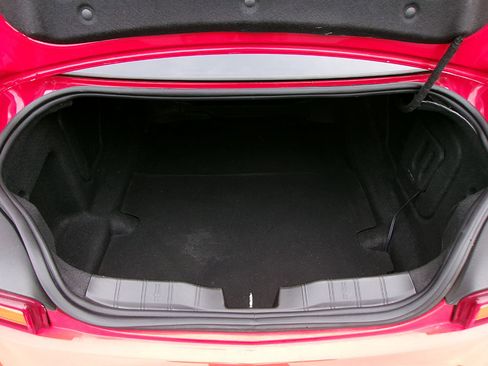 Used 2017 Chevrolet Camaro SS image 12